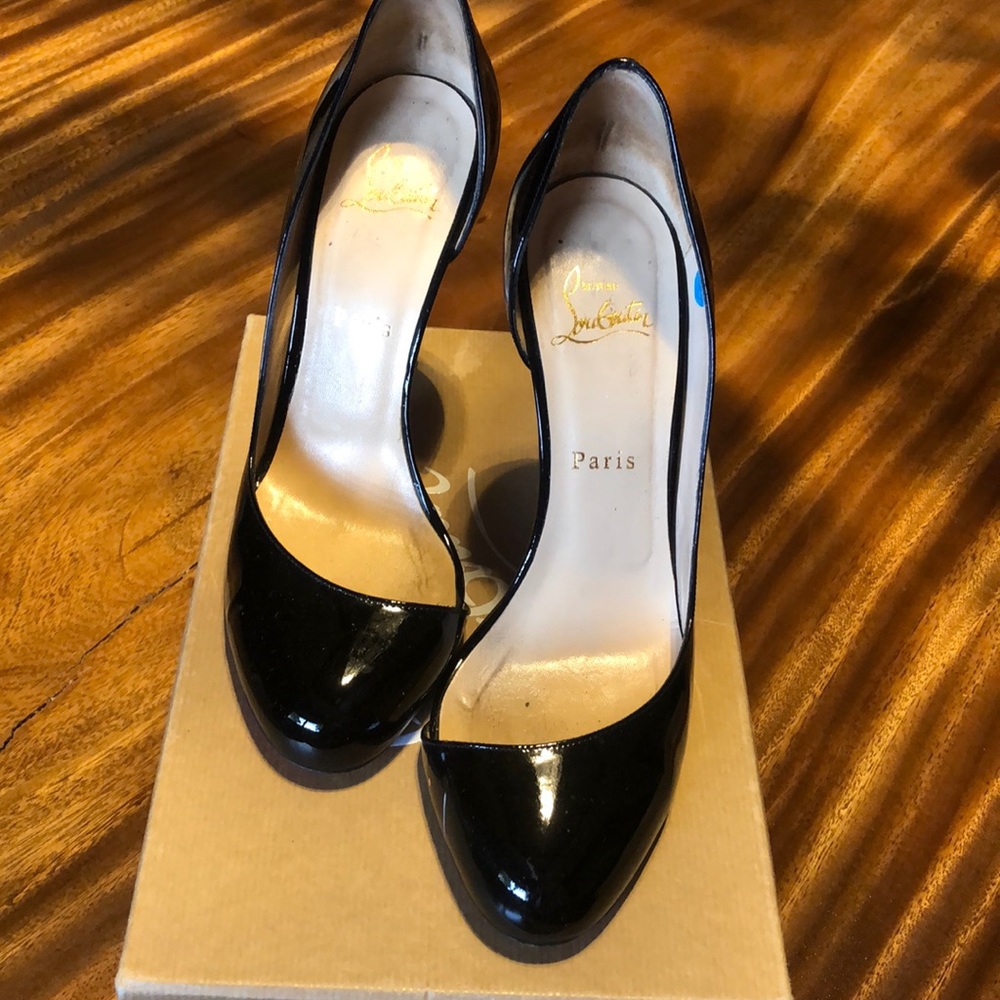 Christian Louboutin black patent leather 39.5